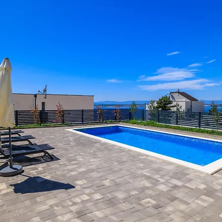 Villa The View
